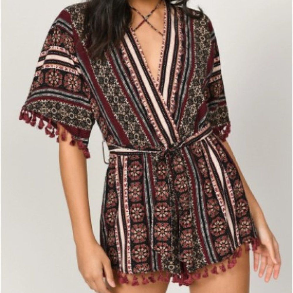 NWT Tobi Izel Boho Romper size Small Aztec Print Tassel V-Neck Festival Artsy